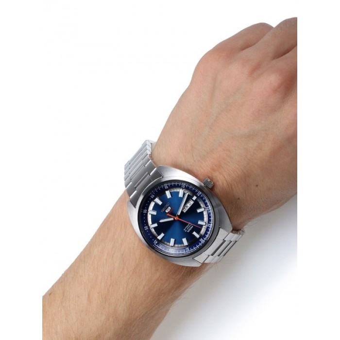 Seiko 5 \