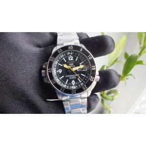 Seiko 5 Sports SKZ211K1 Land Shark 