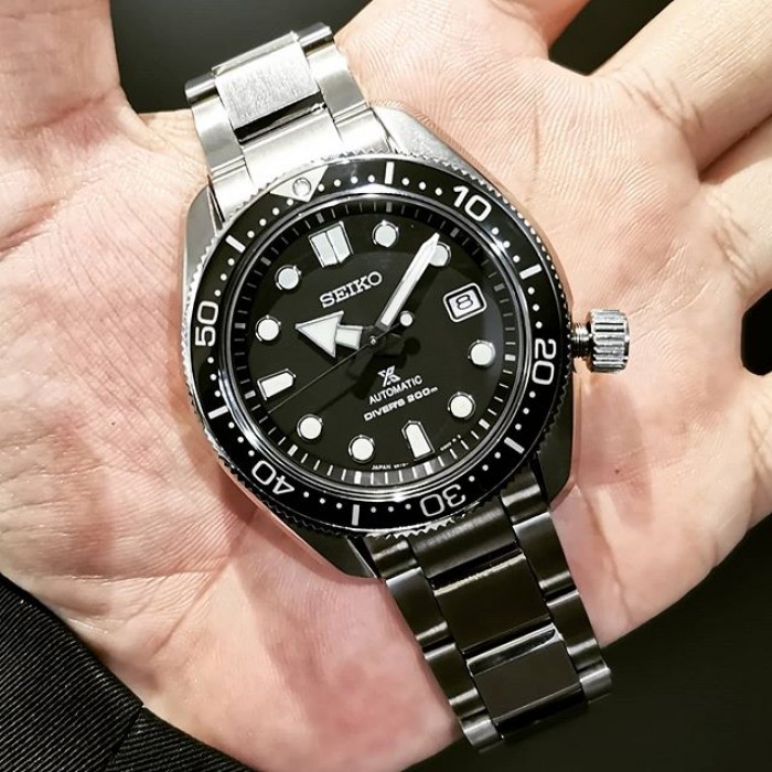 Seiko SPB077J1 Prospex Diver's 200M Automatic Made in Japan Black Dial  Sapphire Glass Stainless Steel Men's
