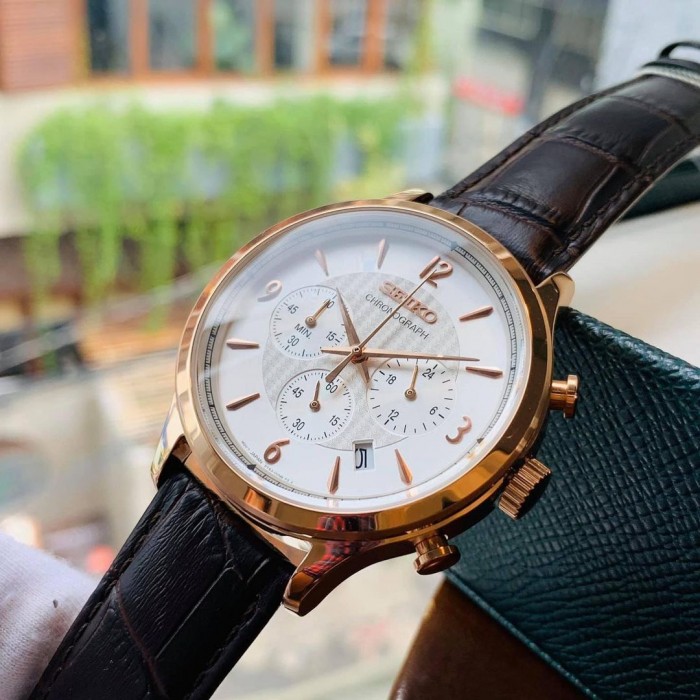 Seiko SSB342P1 Quartz Chronograph Curved Hardlex Glass Stainless Steel Case  Brown Leather Strap Men's Watch