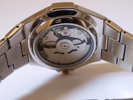 Seiko 5 Men's Classic Two-Tone Stainless Steel Band Automatic Watch SNKP14K1  (Silver \u0026 Gold)